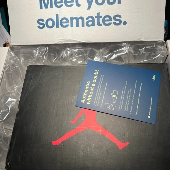 JORDAN 6 RETRO BLACK INFRARED (2019) 100% AUTHENTIC SIZE 9.5 - Picture 10 of 10